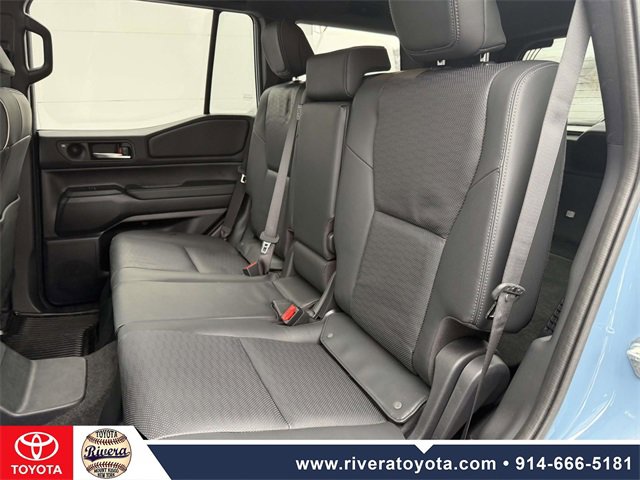 Used 2024 Toyota Land Cruiser image 17