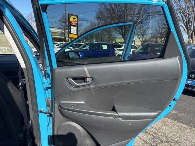 Used 2023 Hyundai Kona SEL image 30