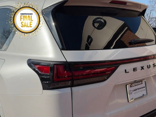 New 2026 Lexus LX 600 4WD w/ Premium Package image 12