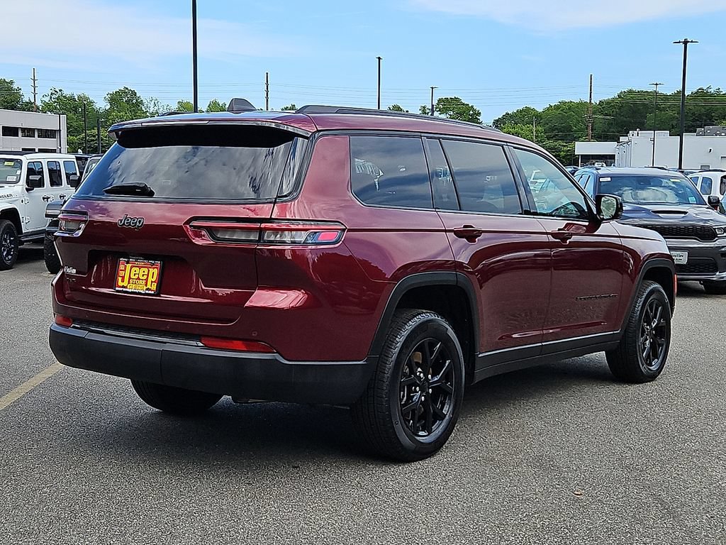 Certified 2025 Jeep Grand Cherokee L Altitude AWD/4WD image 7