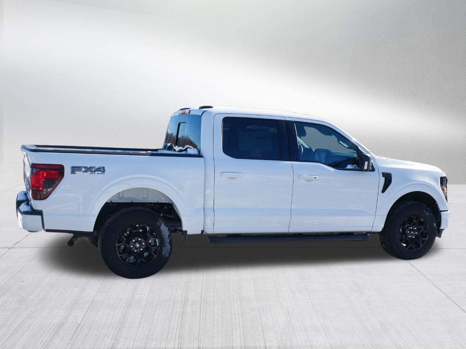 New 2024 Ford F150 XLT w/ Equipment Group 302A MID image 7