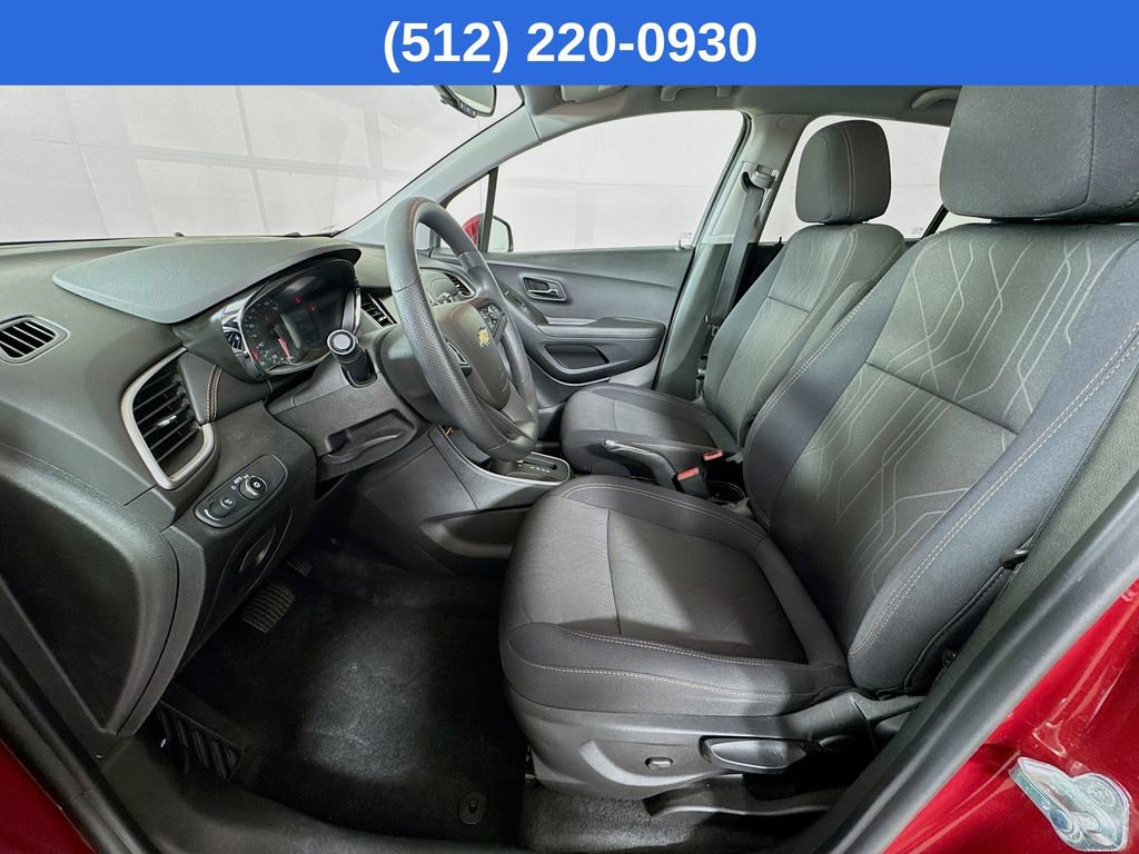 Used 2020 Chevrolet Trax LT image 24