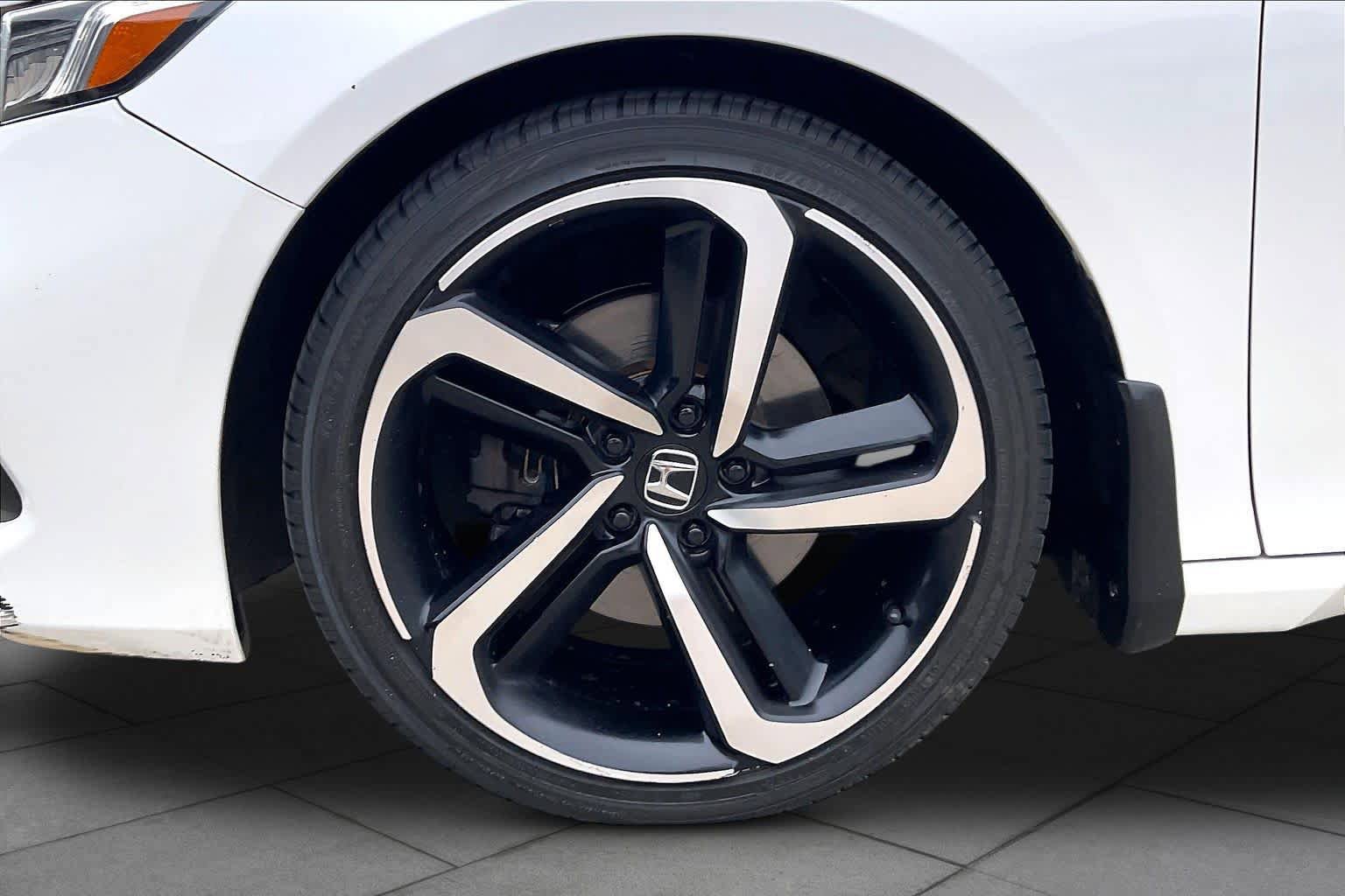 Used 2021 Honda Accord Sport Special Edition image 11