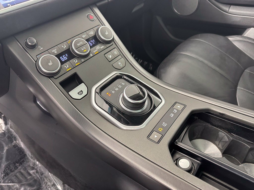Used 2019 Land Rover Range Rover Evoque SE AWD/4WD image 27
