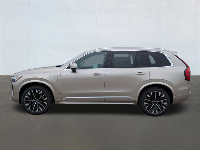 New 2026 Volvo XC90 T8 Plus w/ Protection Package Premier image 3