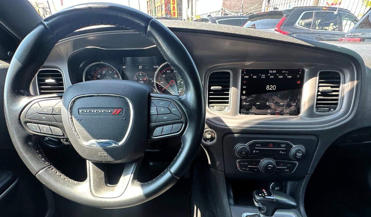 Used 2023 Dodge Charger SXT RWD image 12