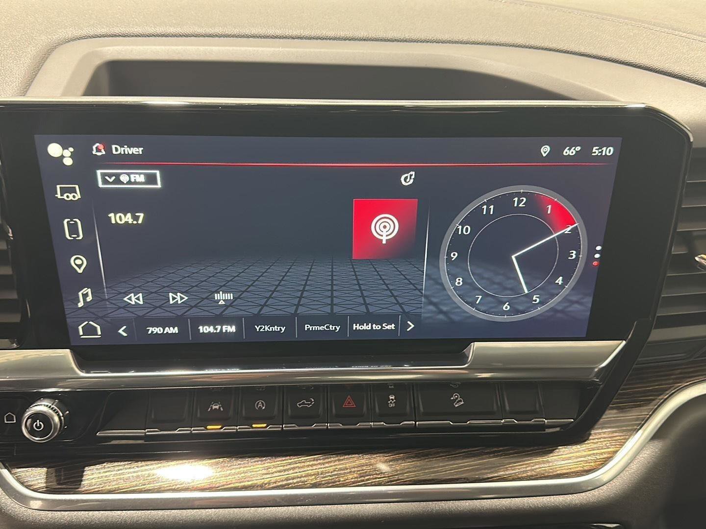 Used 2024 GMC Sierra 1500 SLE image 11