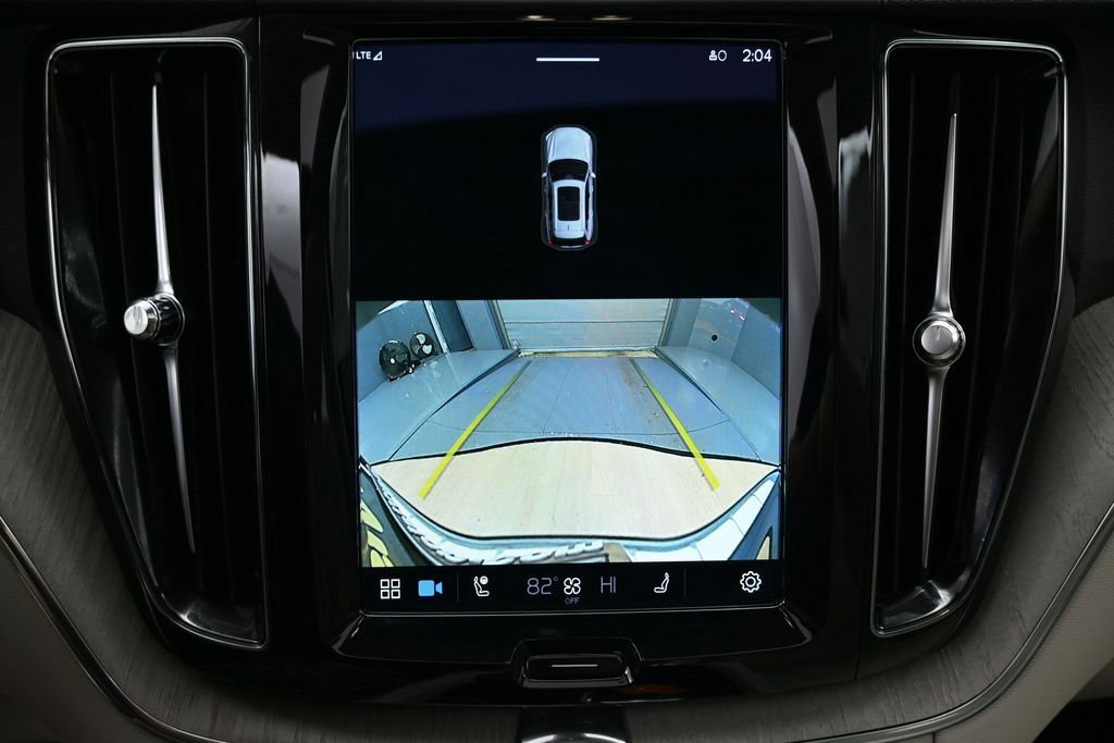 Used 2023 Volvo XC60 B5 Plus w/ Protection Package Premier image 22