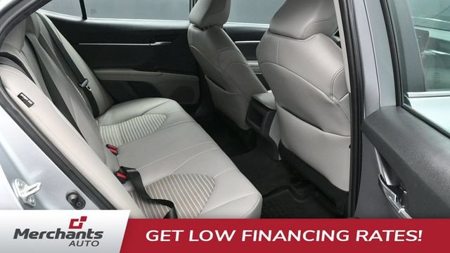 Used 2022 Toyota Camry SE FWD image 10