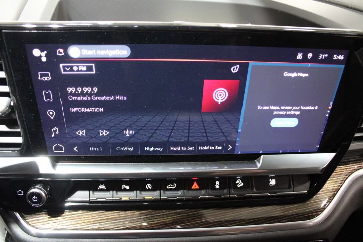 New 2026 GMC Sierra 1500 SLE w/ X31 Off-Road Package AWD/4WD image 48