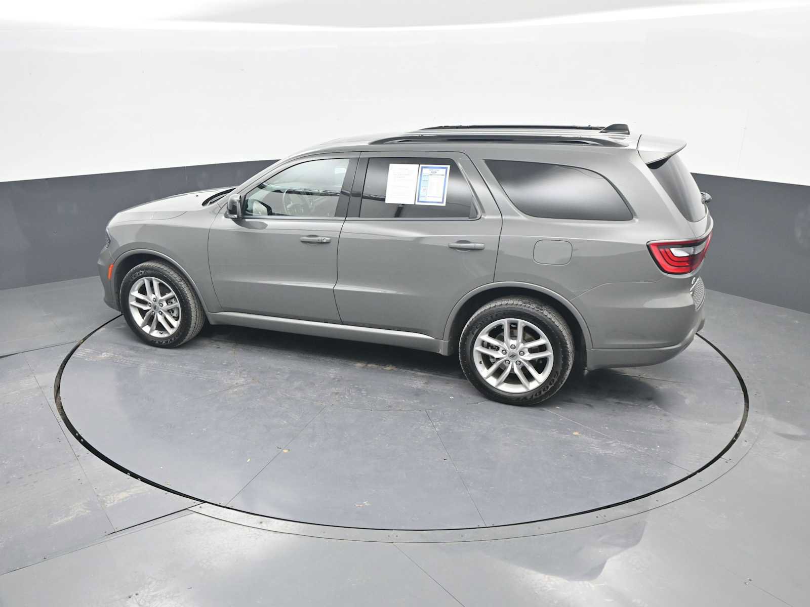 Used 2023 Dodge Durango GT AWD/4WD image 30