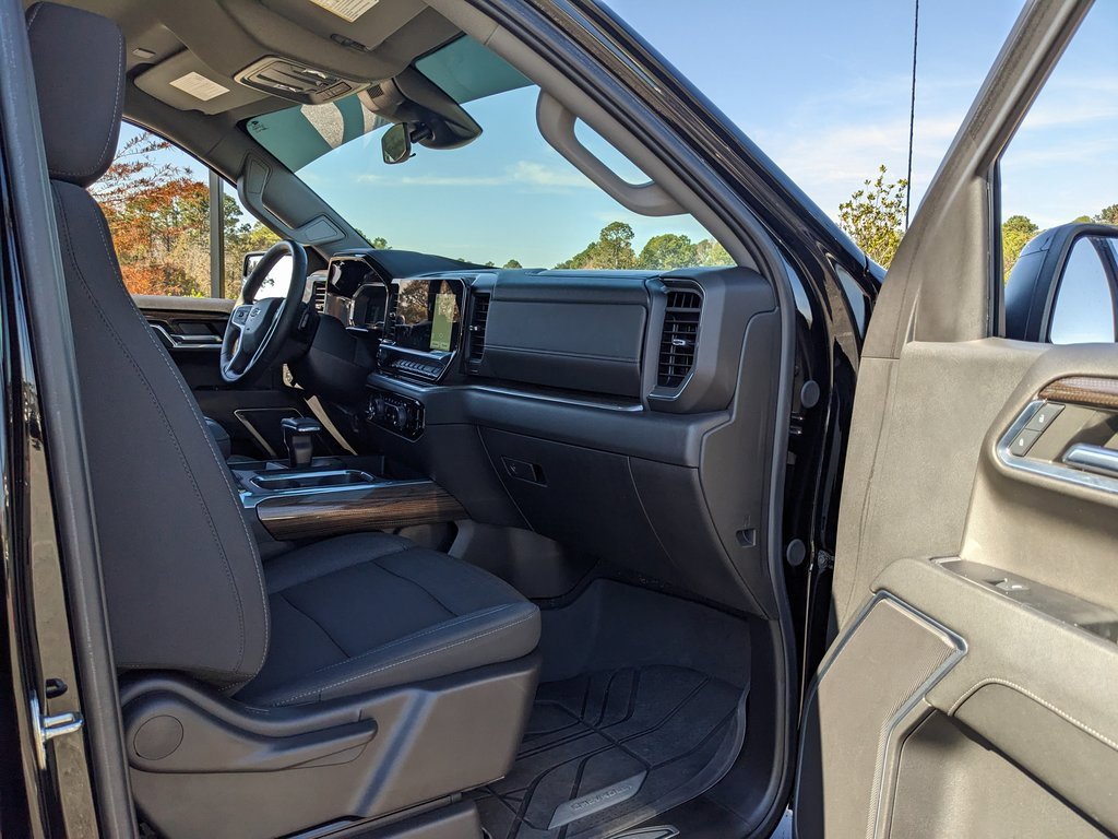 Used 2024 Chevrolet Silverado 1500 RST w/ Protection Package image 40