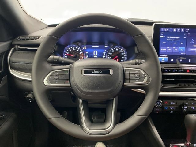 New 2026 Jeep Compass Latitude image 14