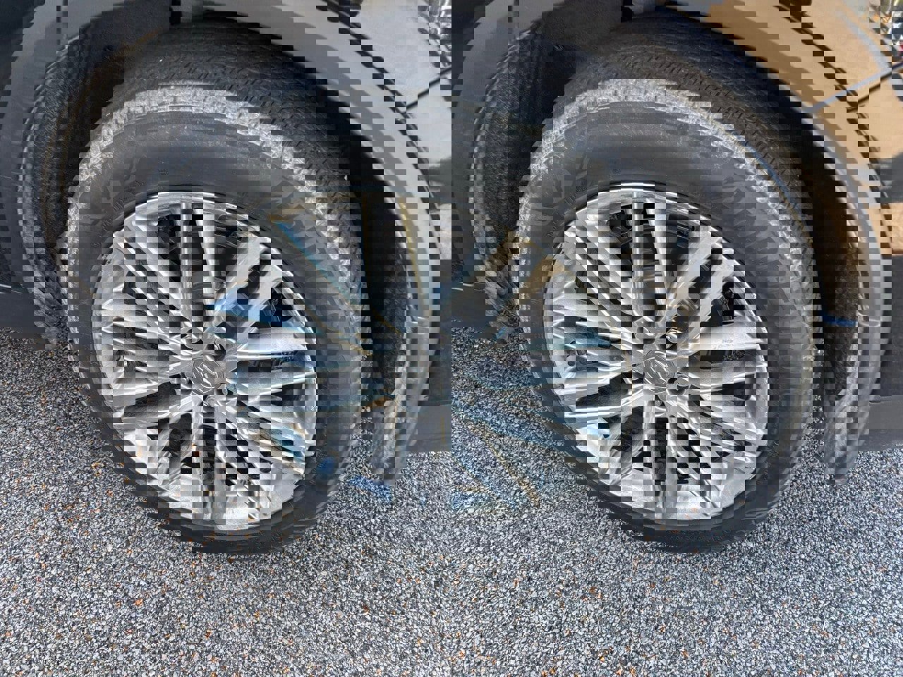 Used 2022 Acura MDX SH-AWD w/ Advance Package image 8