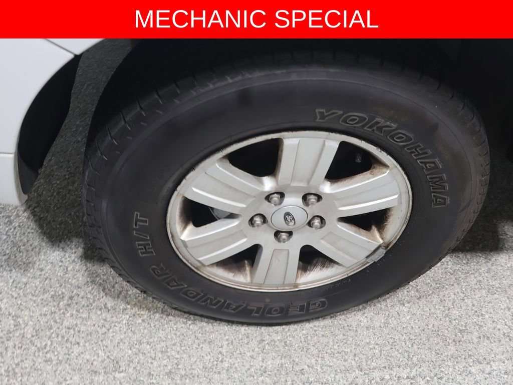 Used 2010 Ford Explorer XLT image 7