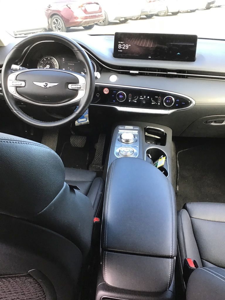 Used 2025 Genesis GV70 2.5T AWD/4WD image 7