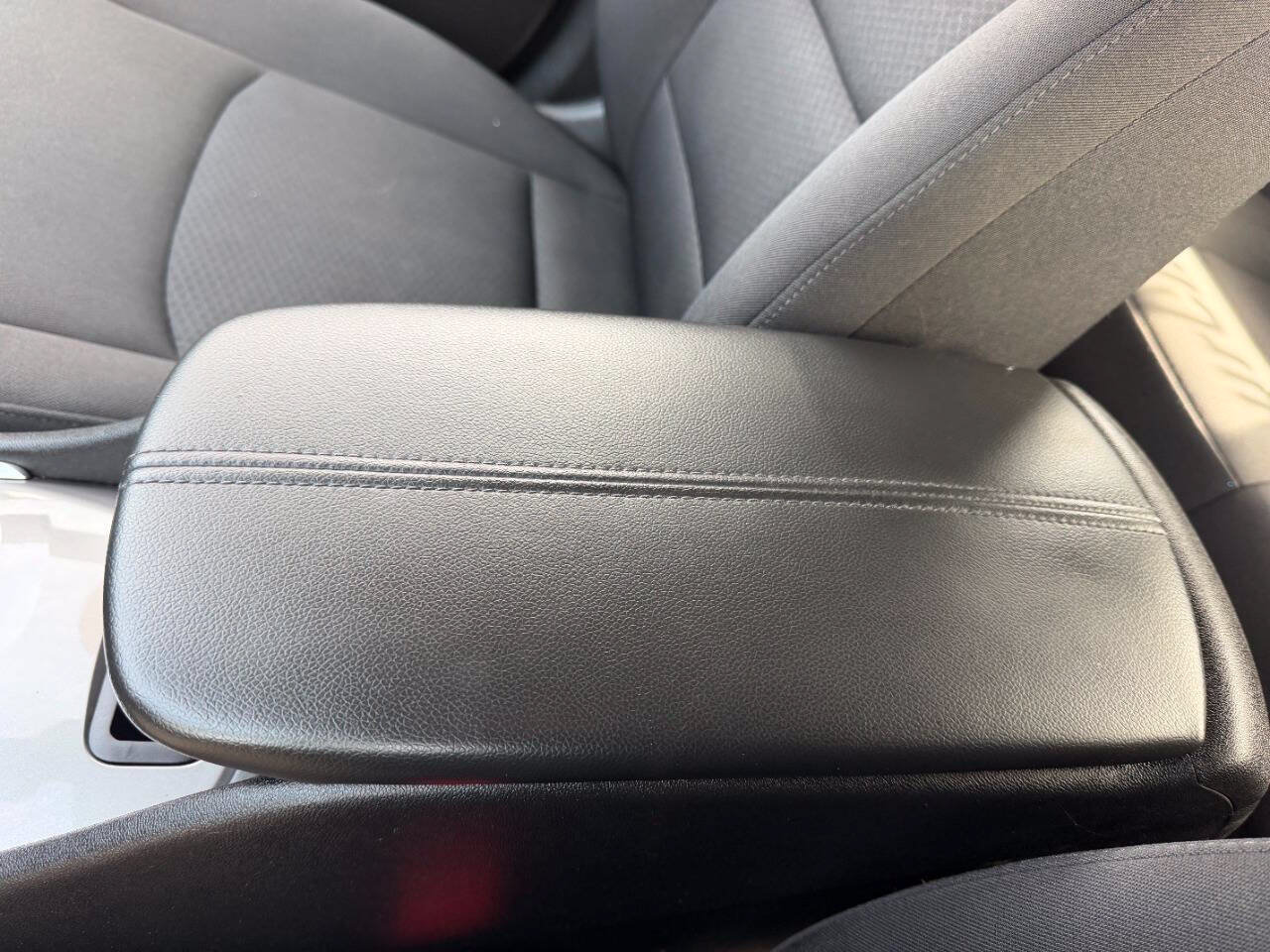 Used 2019 Chevrolet Malibu LT w/ LPO, Convenience Package 2 FWD image 43
