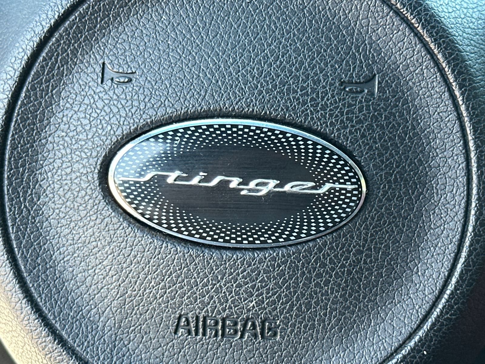 Used 2019 Kia Stinger GT2 RWD image 24