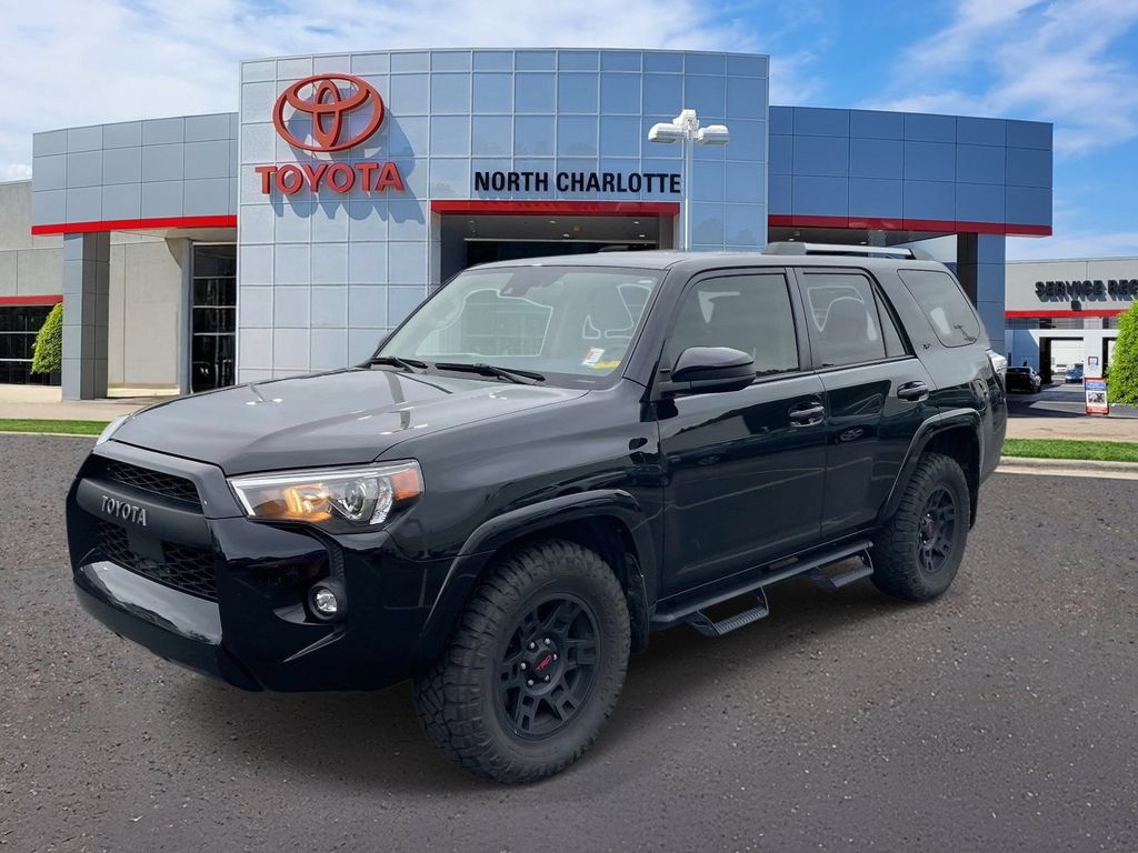 Used 2022 Toyota 4Runner SR5 RWD image 5