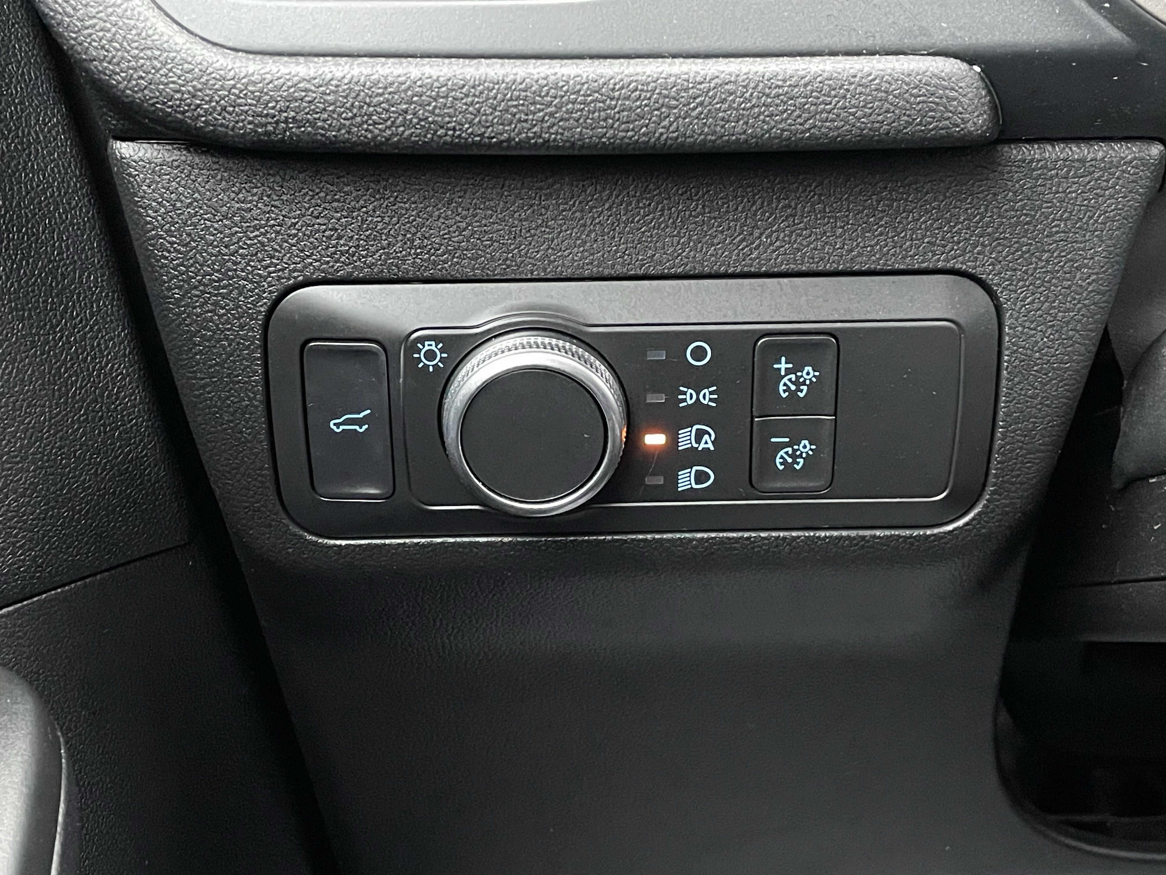 Used 2022 Ford Escape SE w/ Convenience Package image 22