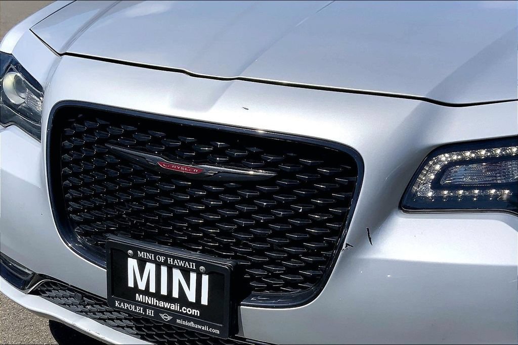 Used 2022 Chrysler 300 S RWD image 29