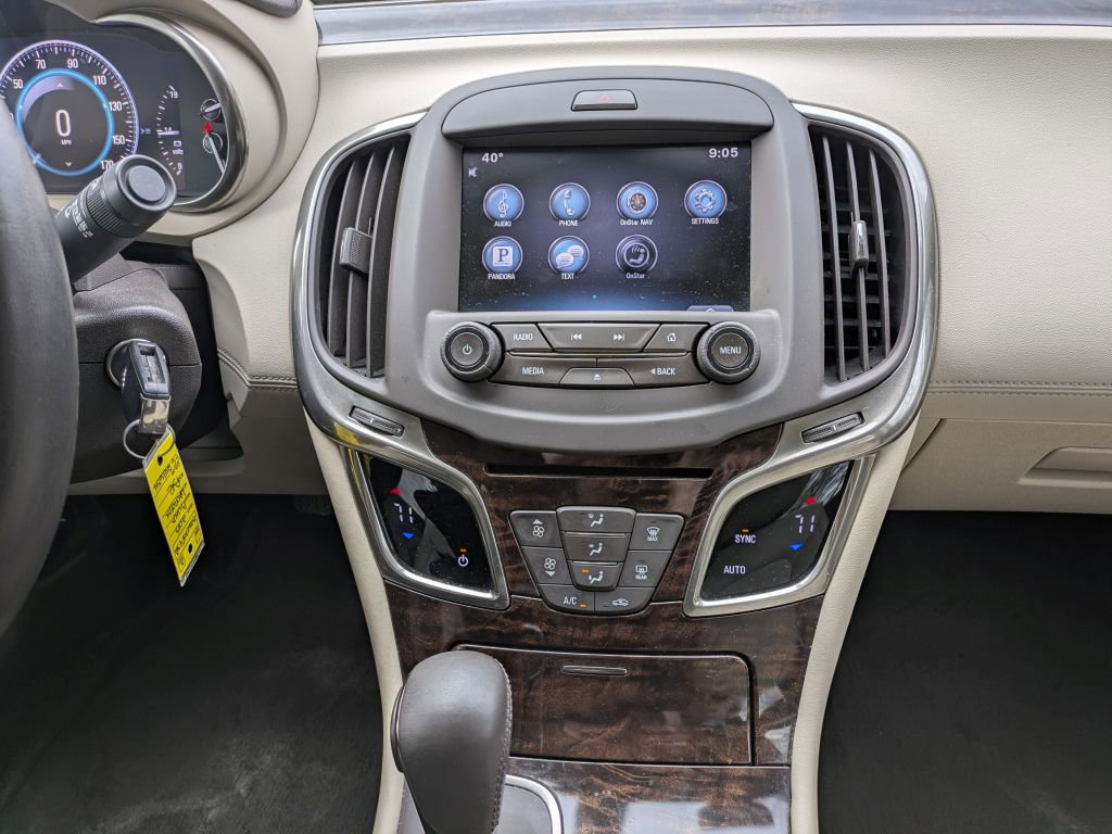 Used 2015 Buick LaCrosse image 19