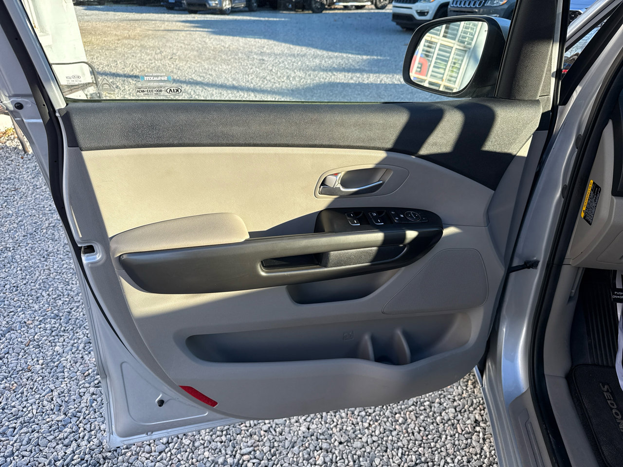 Used 2020 Kia Sedona EX image 14