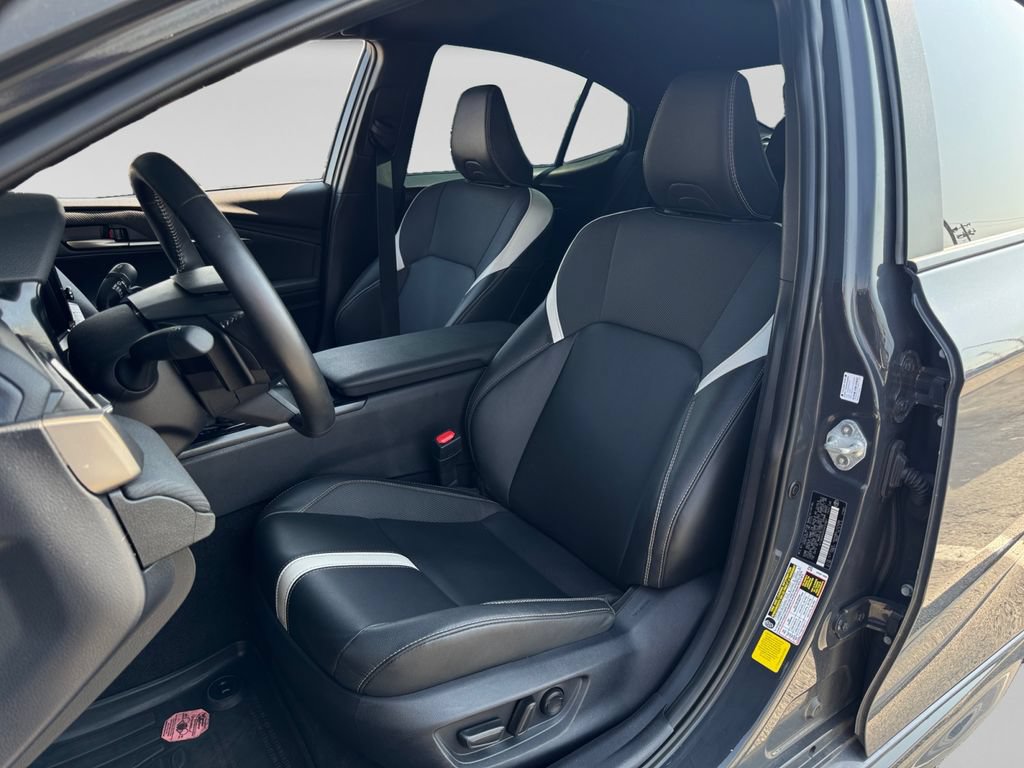 Used 2025 Toyota Camry SE FWD image 21