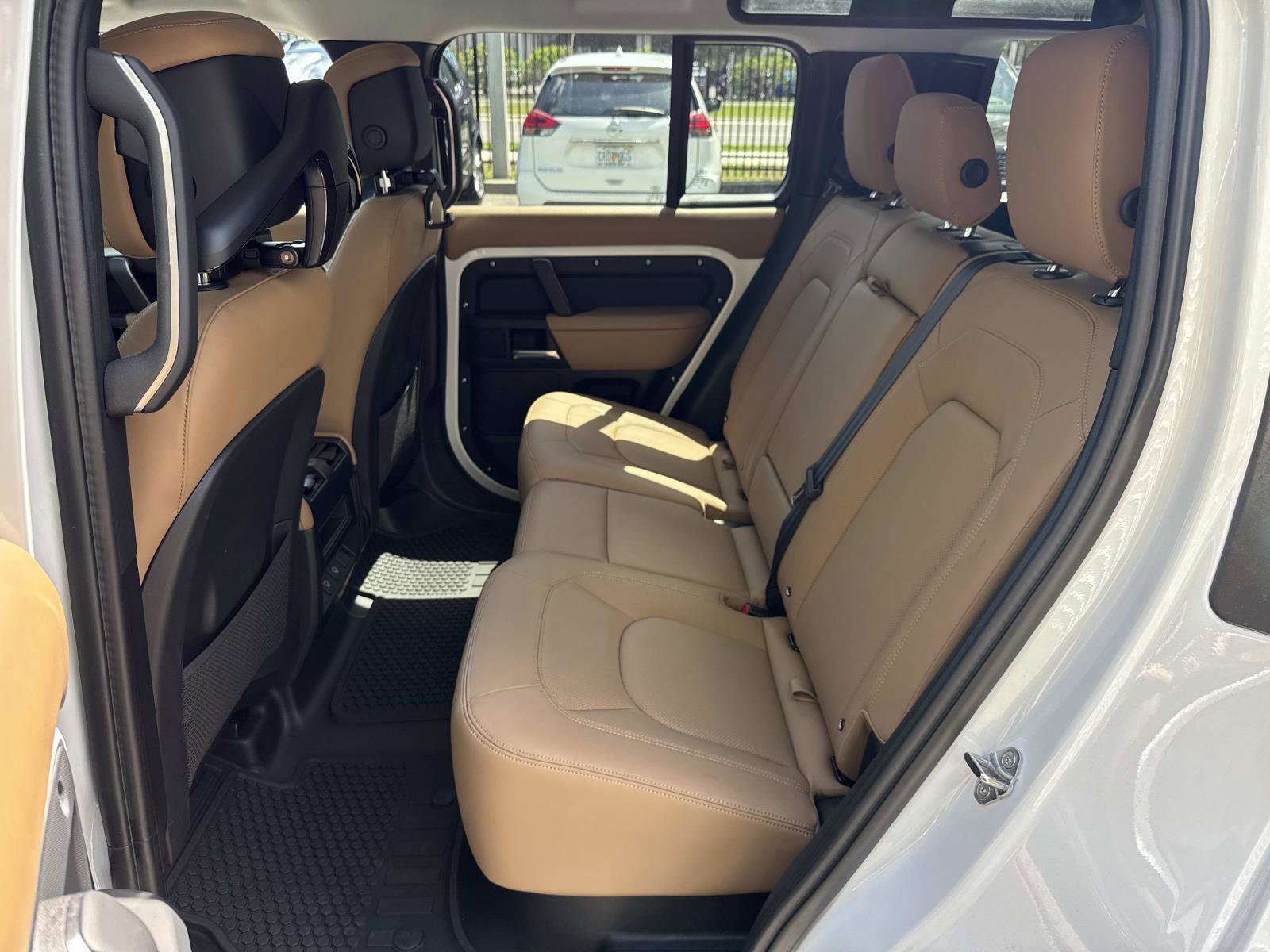 Certified 2025 Land Rover Defender 110 S AWD/4WD image 13