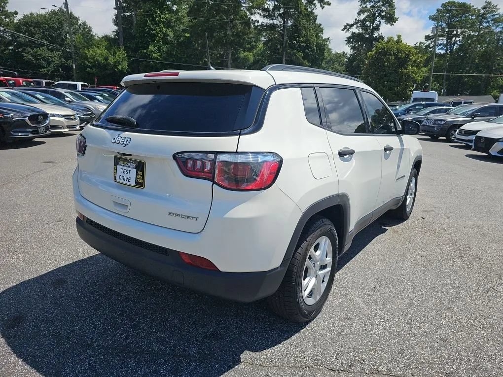 Used 2018 Jeep Compass Sport FWD image 9