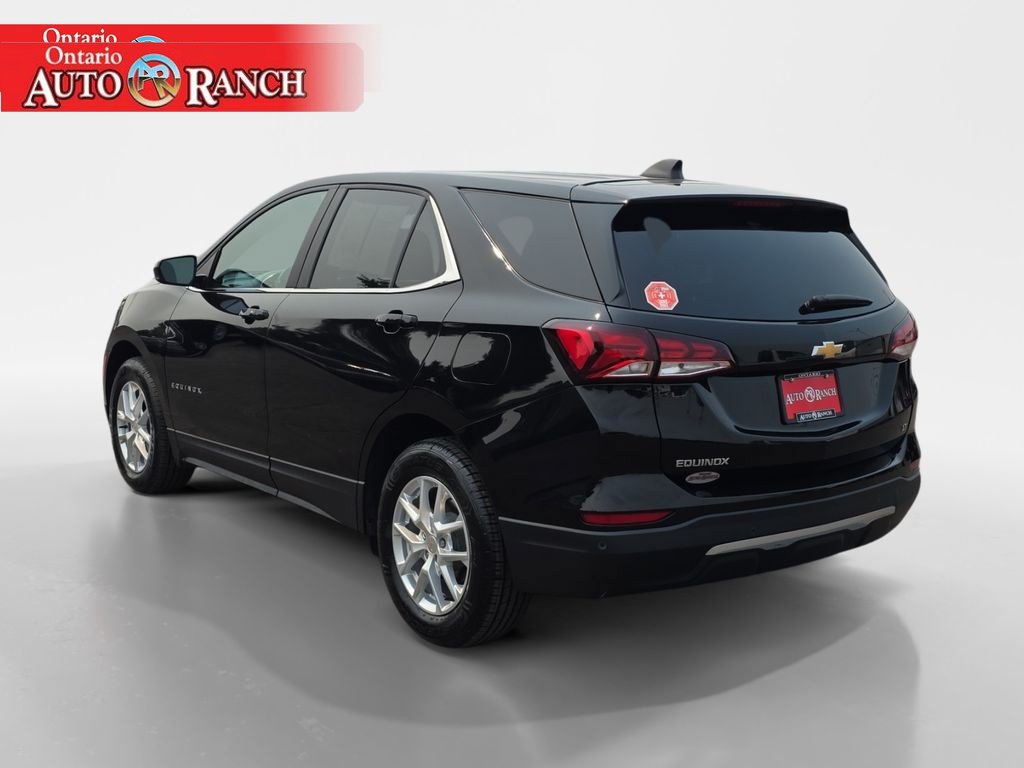Used 2024 Chevrolet Equinox LT FWD image 3