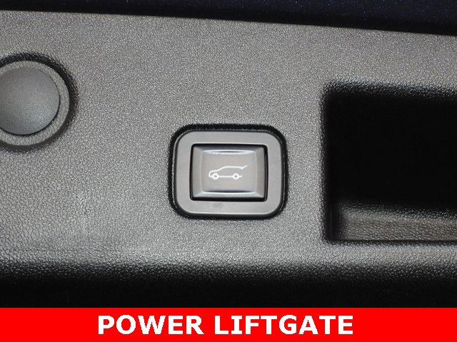 Used 2018 Chevrolet Equinox LT image 4