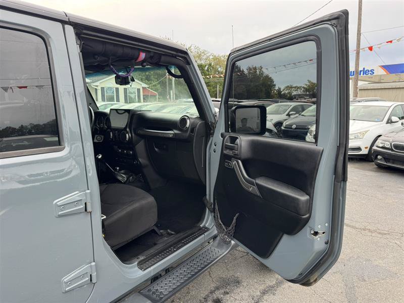 Used 2015 Jeep Wrangler Unlimited Sport w/ Quick Order Package 23S AWD/4WD image 19