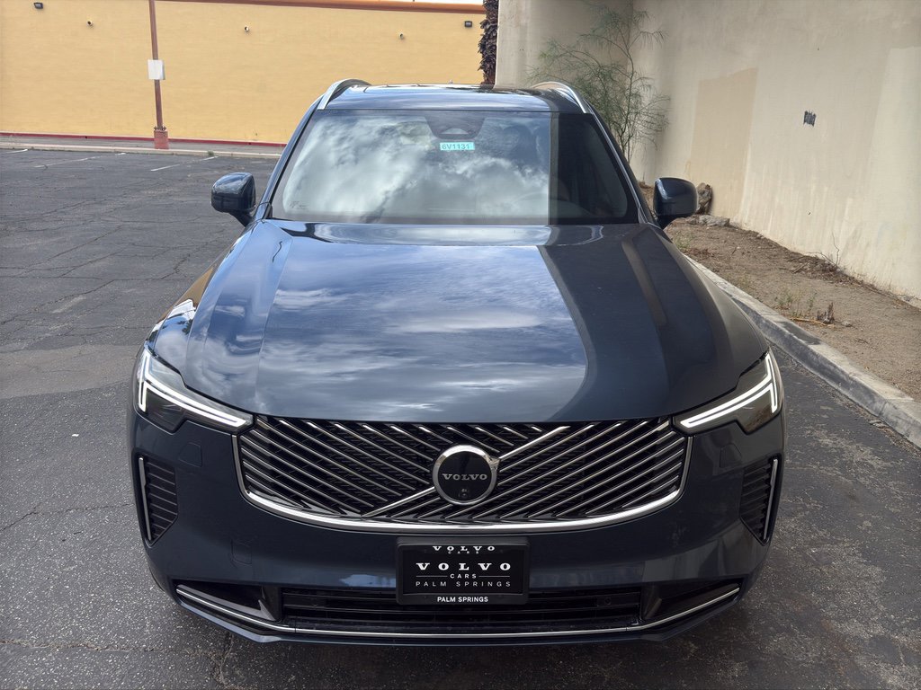 New 2026 Volvo XC90 T8 Plus w/ Protection Package Premier image 2