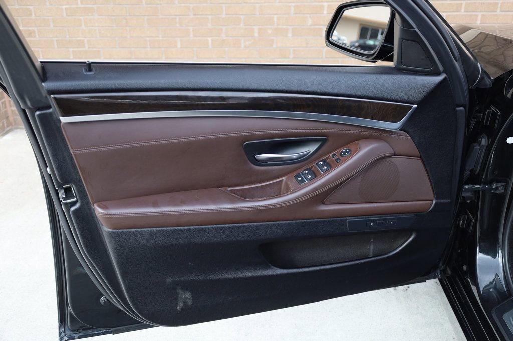 Used 2016 BMW 535i Sedan image 13