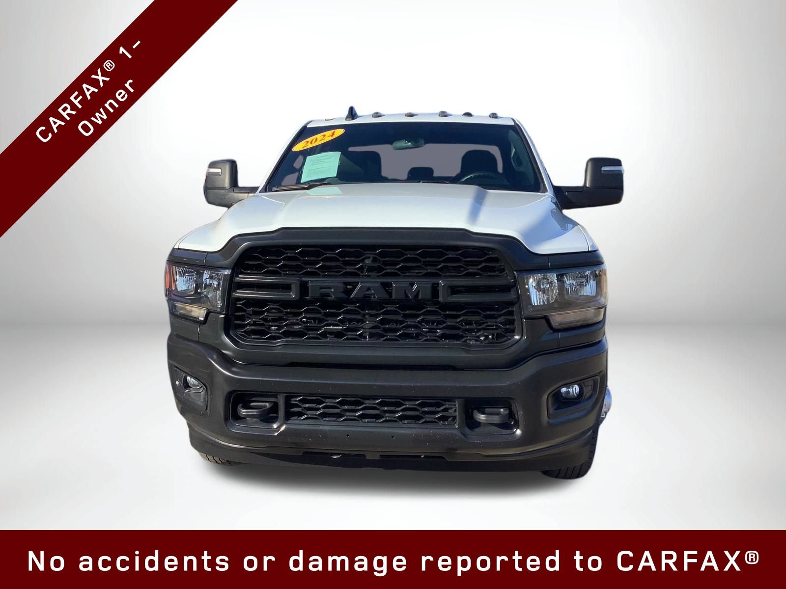 Used 2024 RAM 3500 Tradesman w/ Max Tow Package AWD/4WD image 3