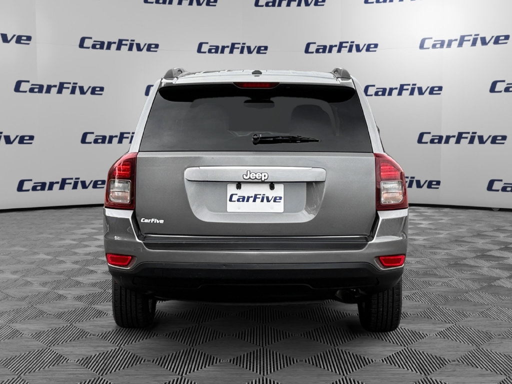 Used 2014 Jeep Compass Latitude AWD/4WD image 4