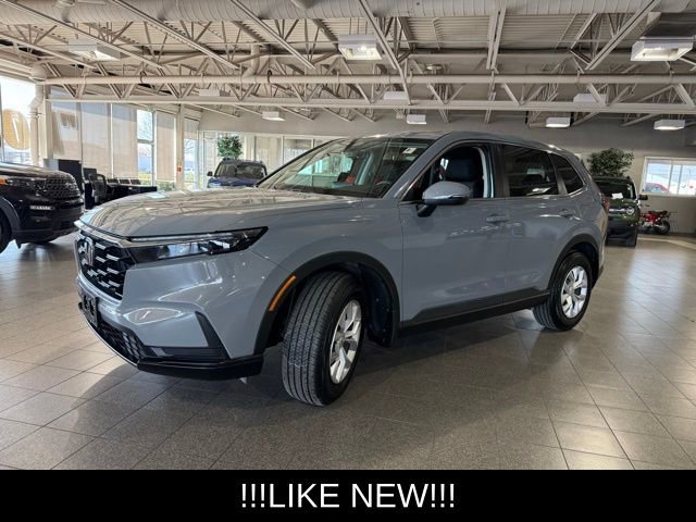 Used 2025 Honda CR-V LX image 4