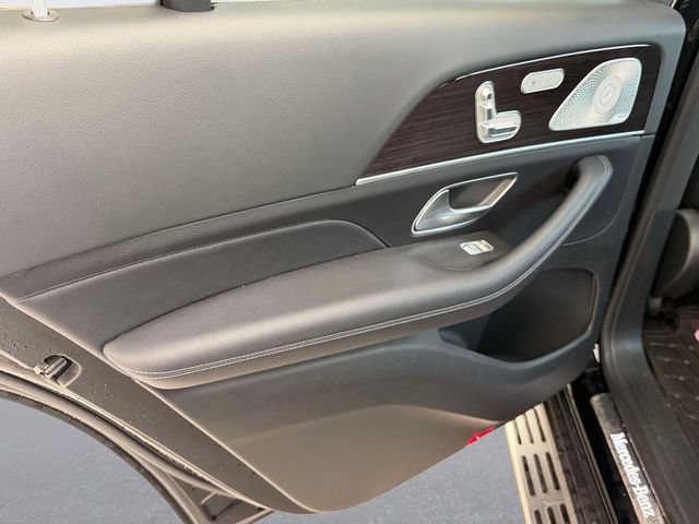 Certified 2023 Mercedes-Benz GLS 450 4MATIC image 11