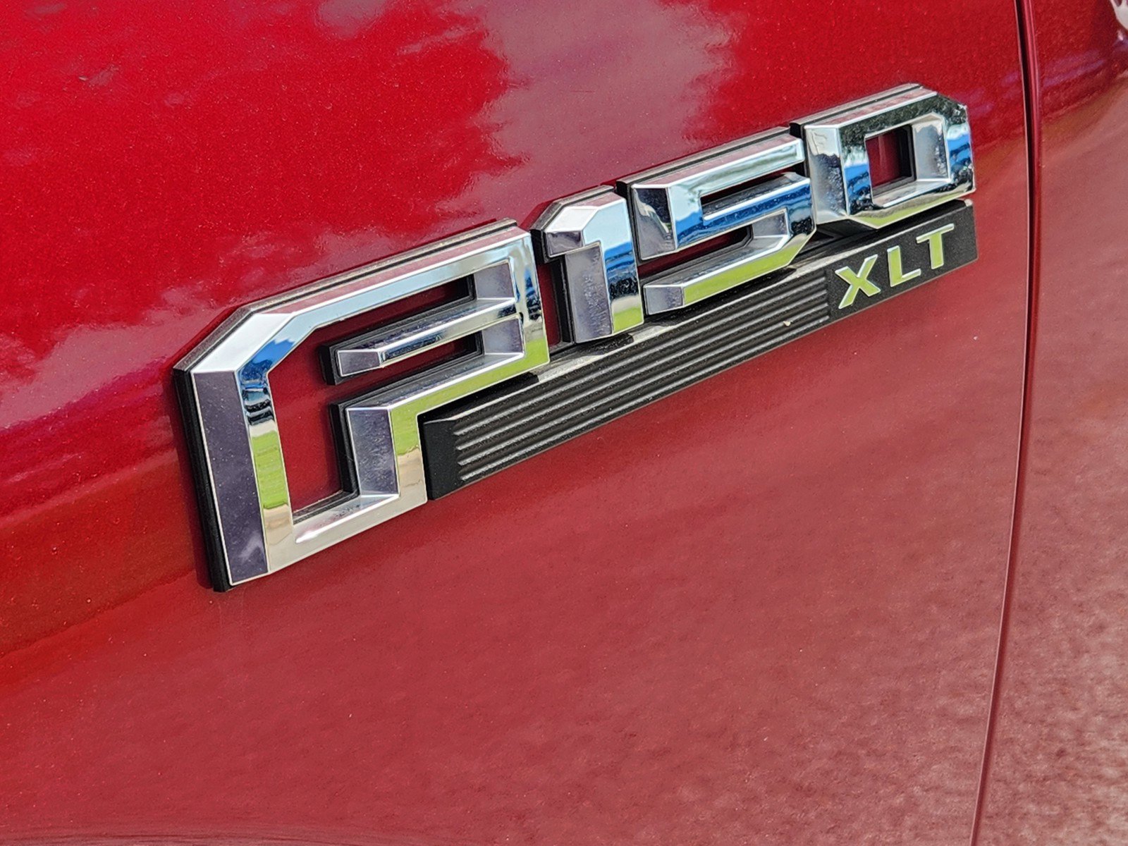 Used 2017 Ford F150 XLT w/ Equipment Group 302A Luxury RWD image 26