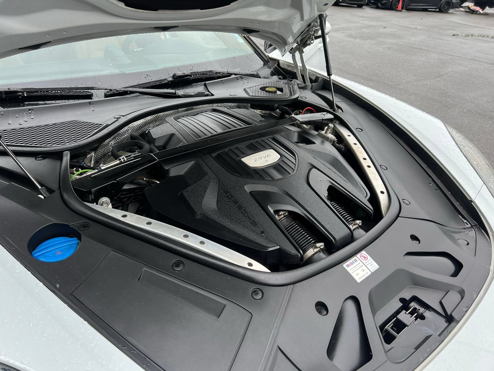 Used 2018 Porsche Panamera 4S AWD/4WD image 19