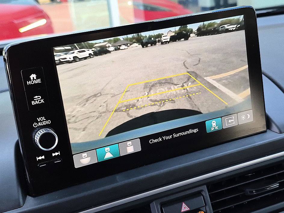 Used 2025 Honda Pilot Touring image 23