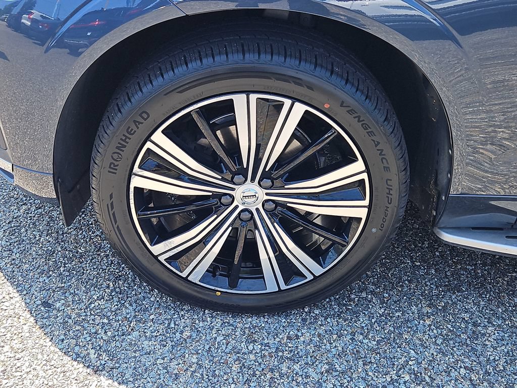 Used 2022 Volvo XC60 B5 Inscription w/ Climate Package AWD/4WD image 7