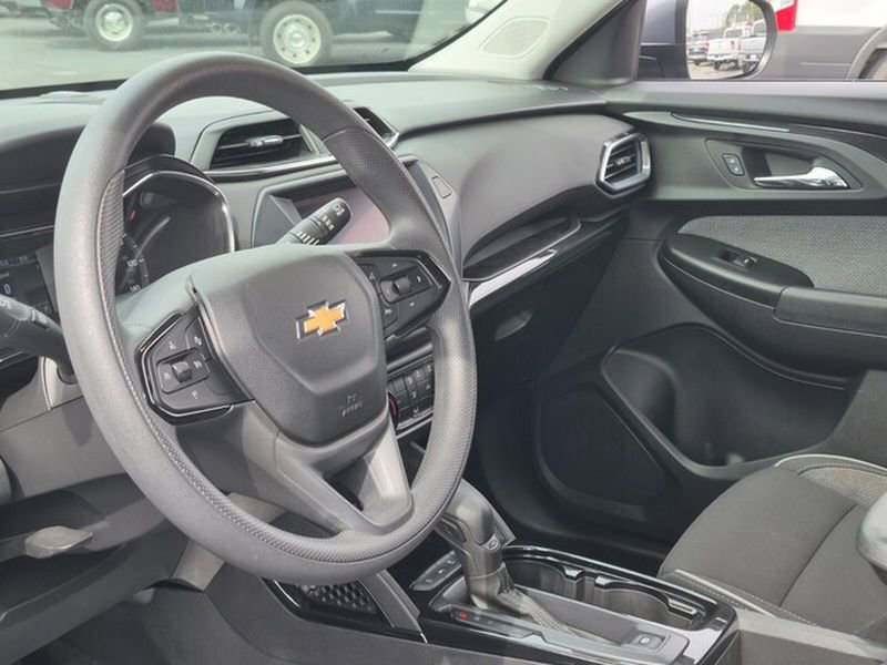 Used 2022 Chevrolet TrailBlazer LT image 11