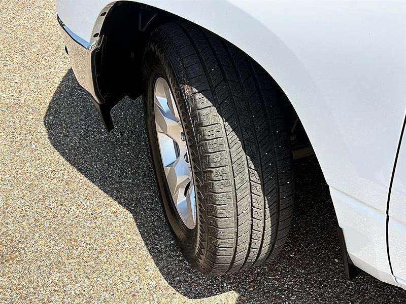 Used 2022 RAM 1500 Big Horn AWD/4WD image 51