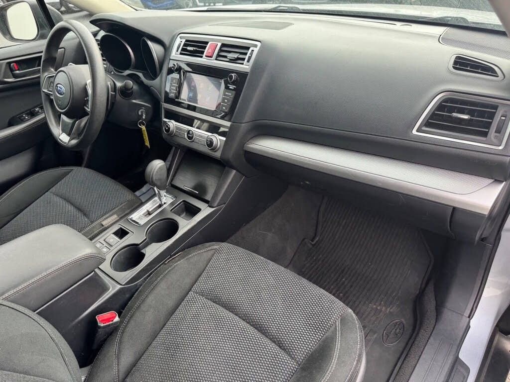 Used 2018 Subaru Outback 2.5i image 25