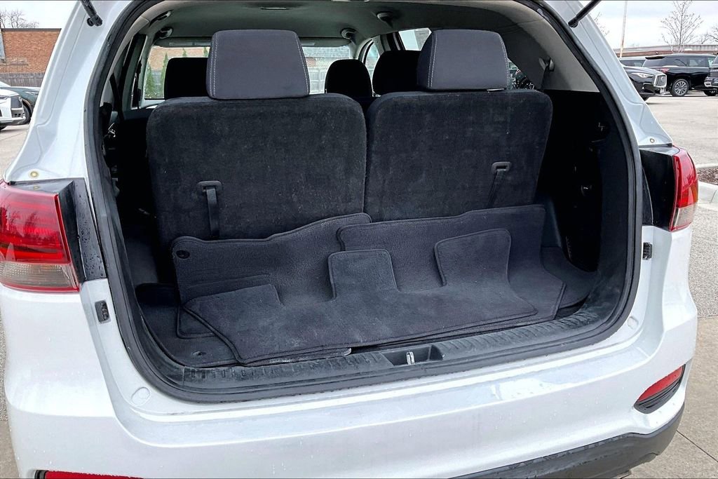 Used 2019 Kia Sorento LX image 32
