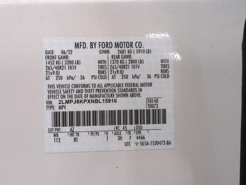 Certified 2022 Lincoln Nautilus Reserve w/ Equipment Group 202A image 35