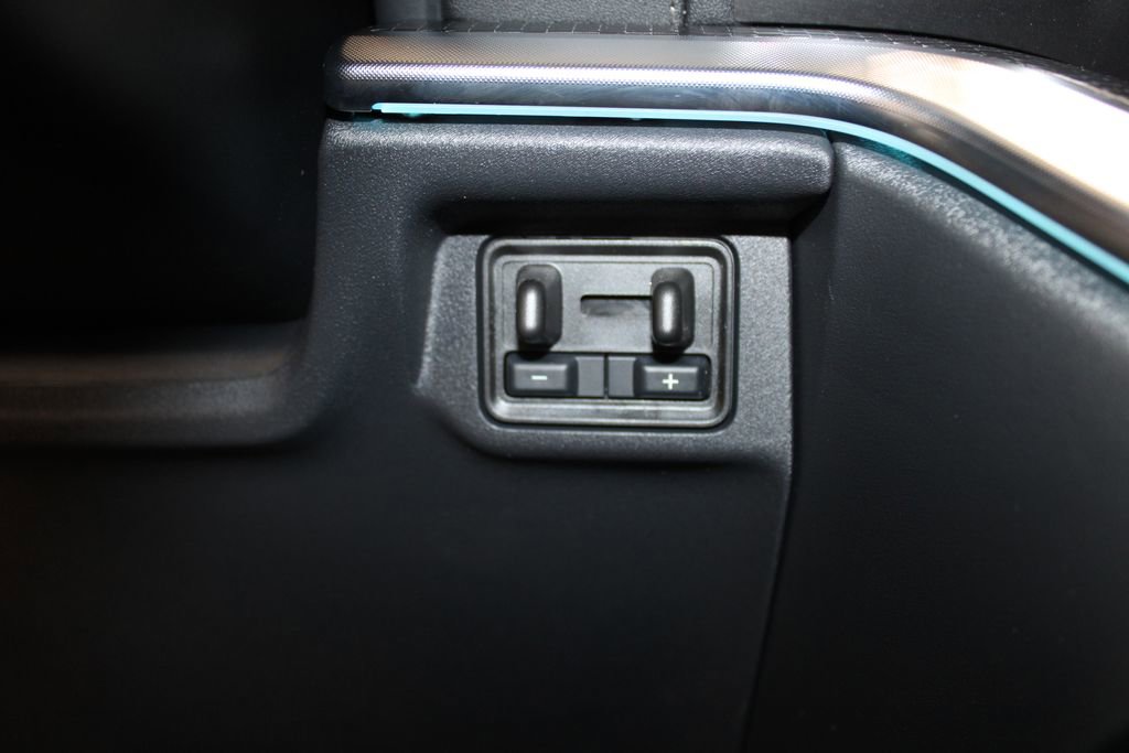 New 2025 Ford Expedition Platinum image 54