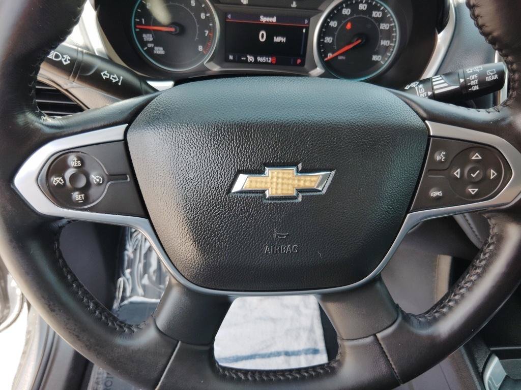 Used 2021 Chevrolet Traverse LT w/ LPO, Cargo Package AWD/4WD image 18